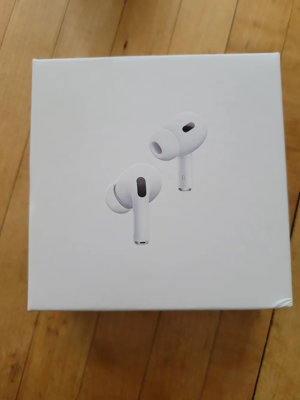 Apple AirPods Pro (2nd Generation) with MagSafe Charging Case - White